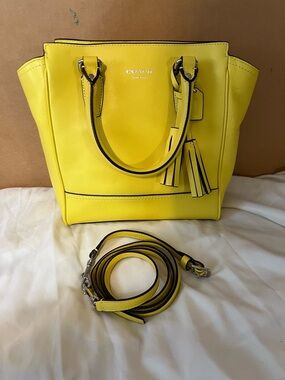 Coach Yellow Leather bag with Top Handles and a crossbody strap